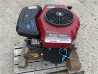 Briggs & Stratton 25HP Opposing Twin Engine