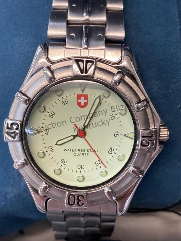 Swiss Regency men's wristwatch is running