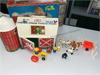 Vintage Fisher-Price family play Farm original