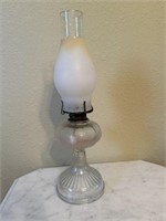 Oil lamp clear glass with white shade