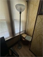Floor Lamp and Table