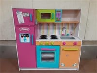 Children's Play Kitchen