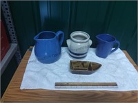Four pieces of pottery