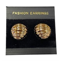 Solid Gold Tone Sculpted Screw Back Earrings