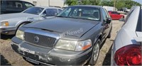 03 MERC MARQUIS 2MEFM75W93X630267