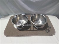 Pet bowls