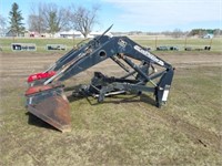 Westerndorf TA28 Hyd loader, 6' bucket, brackets