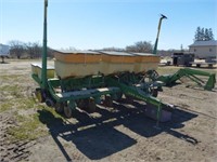 John Deere 7000, 6R planter, dry fert w/box