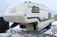 1995 KUSTOM KOACH LEGACY TRAILER KW291