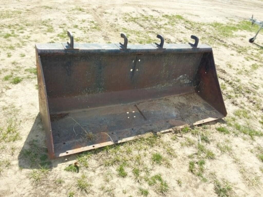 84" loader bucket