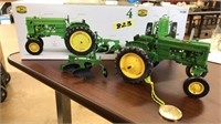 JD THE MODEL 40T W/WIDE FRONT & MOUNTED PLOW