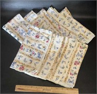 (9)CLOTH NAPKINS