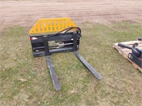 New unused Wolverine Hyd 48" pallet forks