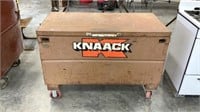 Knack tool box 4’x2’ on wheels