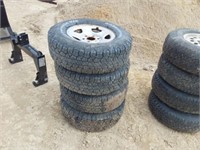 (4) 245/75R 16 tires w/Chevy 6 bolt rims