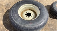 Flotation tire and rim 425/65R 22.5 on 8 bolt rim