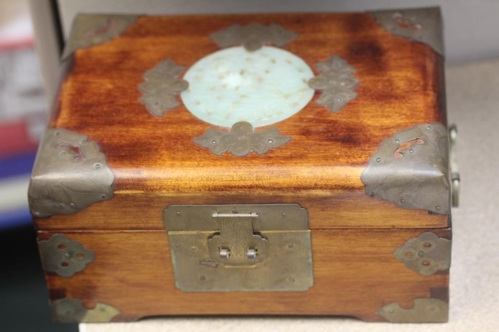 Chinese jade and possibly pear wood jewelry box