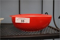 RED PYREX DISH WITH LID