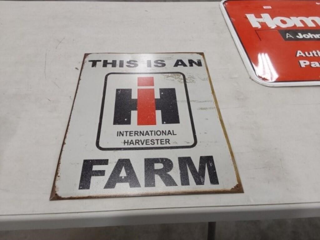 IH Farm Sign
