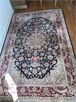 5x8 
Area rug
