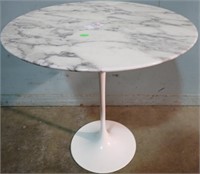 KNOLL DESIGNER MARBLE TABLE ON IRON BASE 20" X20"