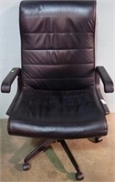 LEATHER HIGH-BACK EXEC CHAIR BY R SAPPER FOR KNOLL
