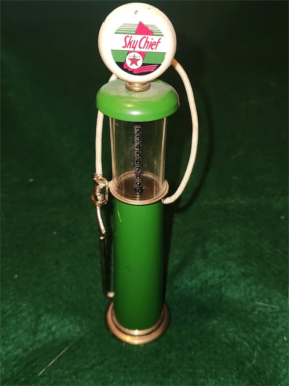 Vtg. Sky Chief Texaco Visible Gas Pump Mini