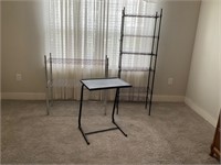 WIRE RACKS AND TV TRAY