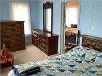 3 Piece Dresser Set With Full Size bed