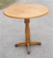 Round Wooden Pedistal Table
