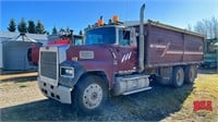 OFFSITE:1985 Ford LTL9000 T/A Grain Truck