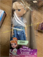 Disney Princess My Cinderella doll (no mirror)