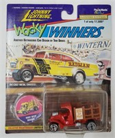1996 Johnny Lightning Rootbeer Wagon