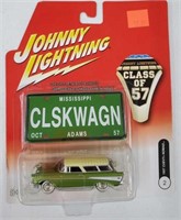 Johnny Lightning 1957 Chevy Nomad #2