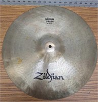 Zildjian medium crash cymbal (cracked)