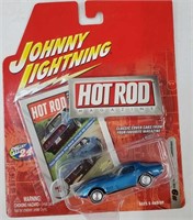 Johnny Lightning 1968 ChevyCorvette Convertible #9