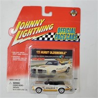 2001 Johnny Lightning '72 Hurst Oldsmobile