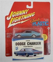 Johnny Lightning 1966 Dodge Charger Fastback #4