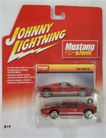 Johnny Lightning 2005 Ford GT