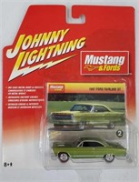 Johnny Lightning 1967 Ford Fairlane GT