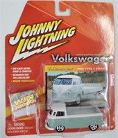 Johnny Lightning Volkswagen 1965 Type 2 Pickup