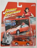 Johnny Lightning 1999 Chevy Camaro SS #8