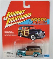 Johnny Lightning '41 Chevy Special Deluxe Wagon