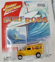 Johnny Lightning Surf Rods 1933 Jeep Willys Panel