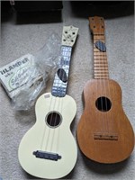 2 UKULELES: ISLANDER, MAGNATONE