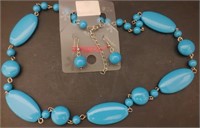 Retro Set Of Matching Earrings & Necklace