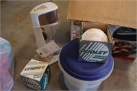 Box of Kitchenware/household