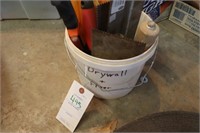 Bucket of Floats for Drywall