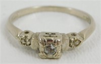 14k White Gold Diamond Ring - 1.8 grams