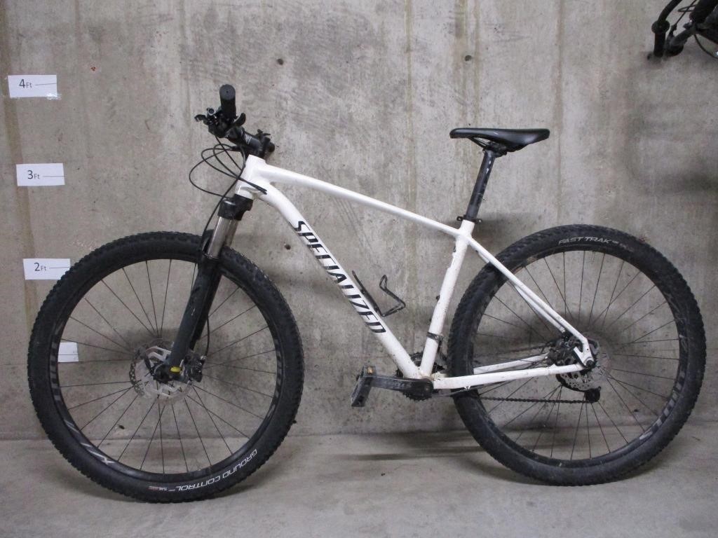 SPECIALIZED ROCK HOPPER